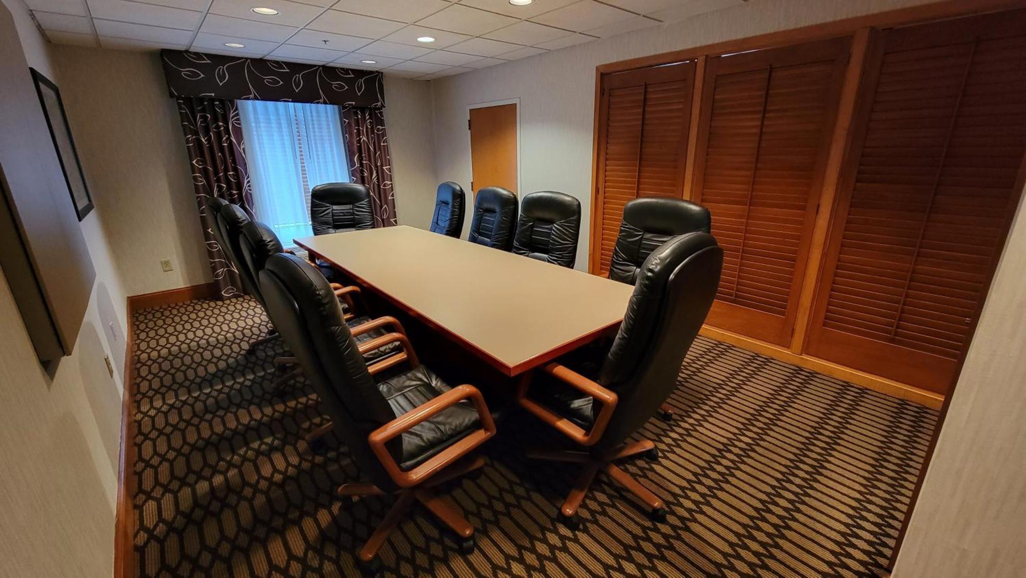 Independent Sphc Cross Creek Inn & Suites Fayetteville Esterno foto